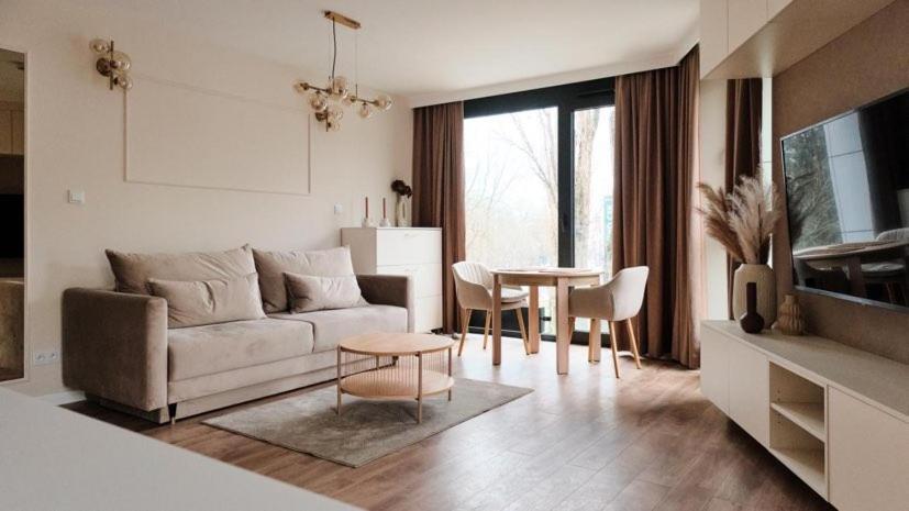 Unia Lublin Elegance Apartments Extérieur photo
